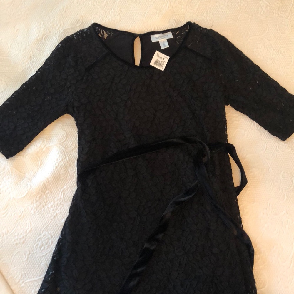NWT Motherhood Maternity Lace Top